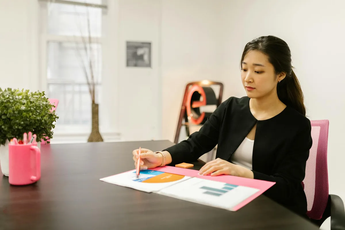Singapore ecommerce seller reviewing income tax obligations at desk